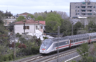Marotta - Uomo muore investito da un treno, ritardi sulla linea fino ad un’ora
